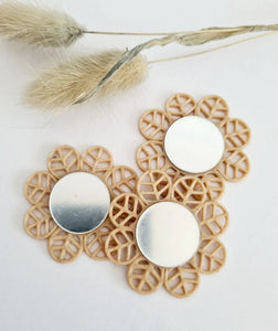 Rattan Dollhouse Flower Mirror