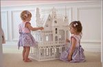 Cargar imagen en el visor de la galería, Fairytale Dollhouse Castle - white
